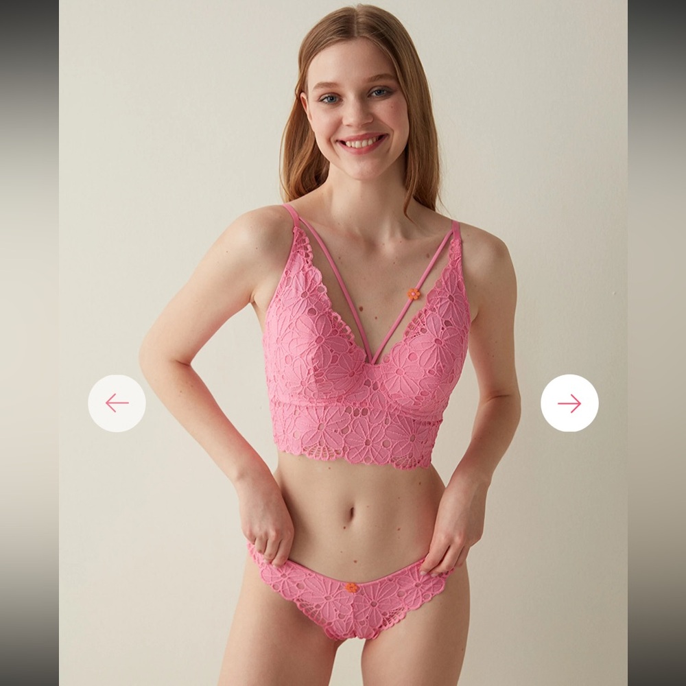 Penti “Amore” SET - bralette and underwear NWOT - sold out!!!